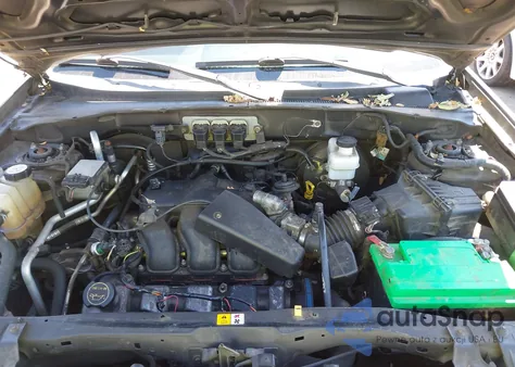 2006 Ford Escape Limited z USA, uszkodzony, nr VIN 1FMCU04146KA73076